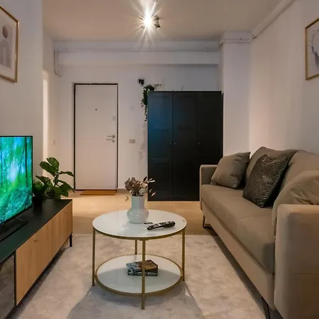 Urban Haven Retreat 627 Apartment Bucharest